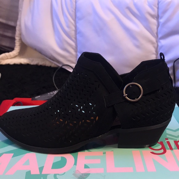 black booties - Picture 2 of 7